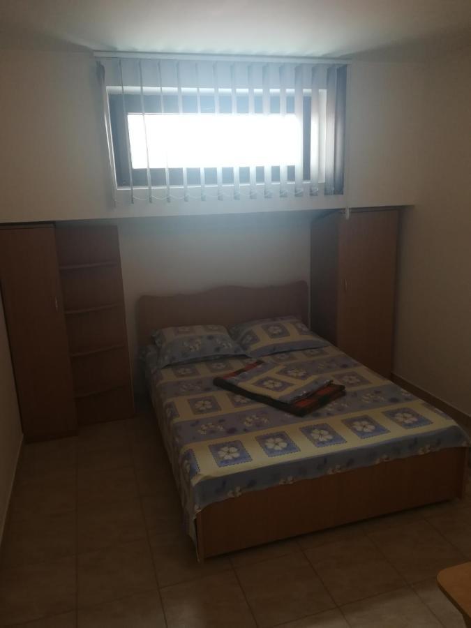 Pensiunea Lyo Două Mai Exteriör bild